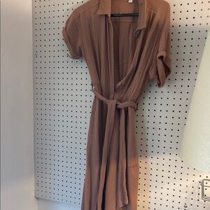 Evereve Tan Midi Dress